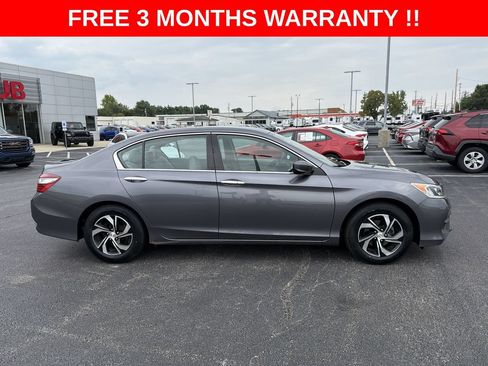 Used 2016 Honda Accord LX image 29