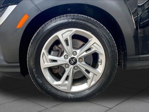 Certified 2023 Hyundai Kona SEL w/ Convenience Package AWD/4WD image 11