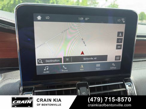 Used 2018 Lincoln Navigator L Reserve AWD/4WD image 20