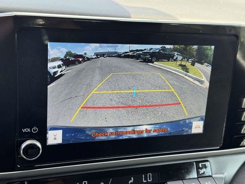 Used 2026 Toyota Camry LE FWD image 4