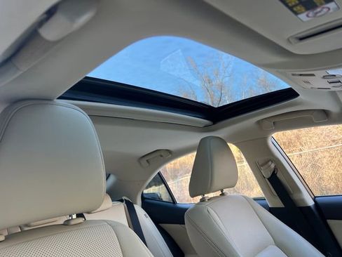 Used 2015 Lexus IS 250 image 34