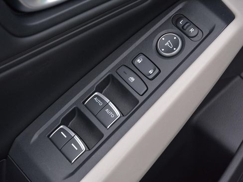 Used 2024 Honda Accord EX image 11