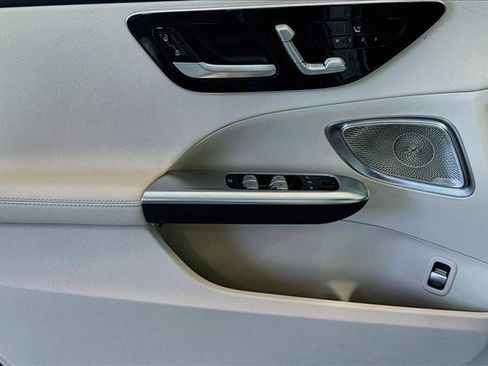 Used 2024 Mercedes-Benz C 300 Sedan image 17