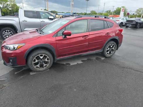 Used 2019 Subaru Crosstrek 2.0i Premium AWD/4WD image 3