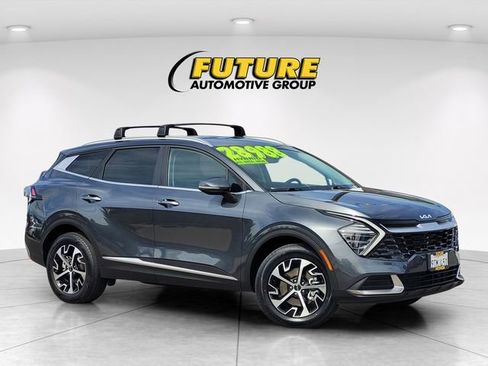 Used 2024 Kia Sportage EX AWD/4WD image 1