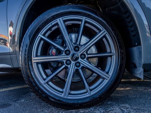 Used 2023 Audi SQ5 Premium Plus w/ Premium Plus Package image 31