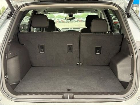Used 2024 Chevrolet Equinox LT FWD image 6