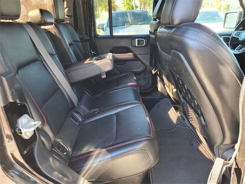 Used 2020 Jeep Gladiator Rubicon image 15