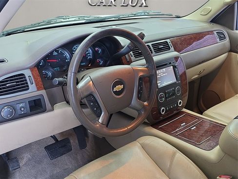 Used 2012 Chevrolet Avalanche LTZ image 13