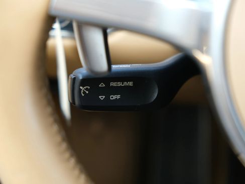 Used 2014 Porsche Boxster S image 36