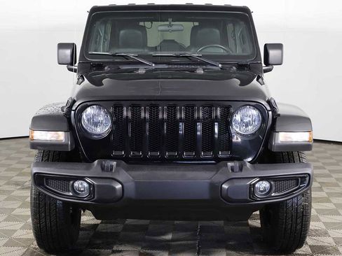 Used 2021 Jeep Wrangler Unlimited Sahara image 8