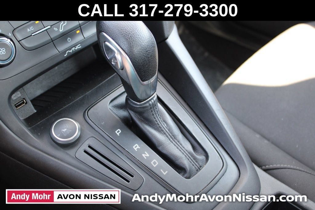 Used 2017 Ford Focus SE FWD image 35