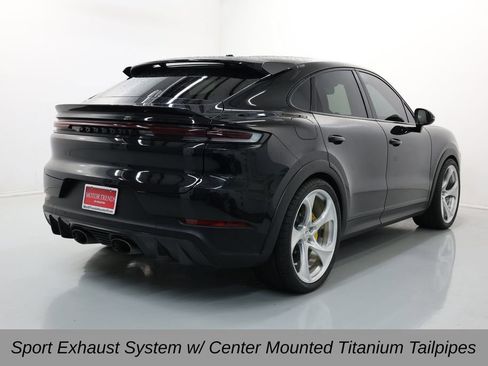Used 2024 Porsche Cayenne Turbo GT AWD/4WD image 40