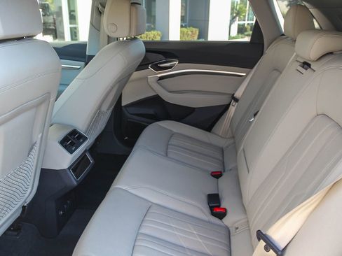 Certified 2024 Audi Q8 e-tron Premium Plus image 18