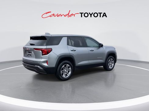 Used 2025 GMC Terrain Elevation image 8