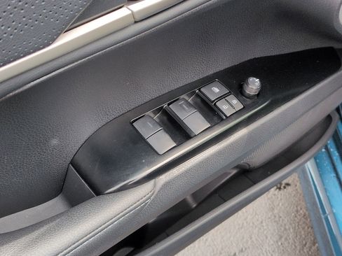 Used 2025 Toyota Camry XSE FWD image 16