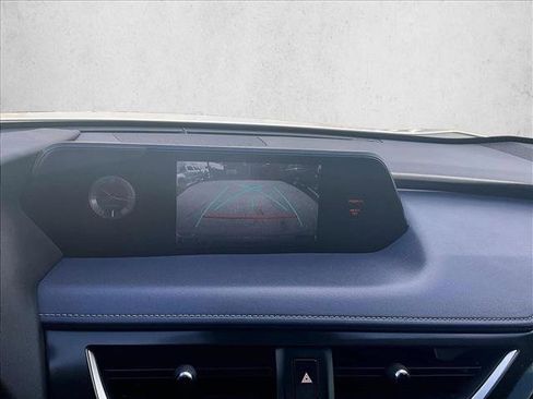 Used 2019 Lexus UX 200 w/ Accessory Package 2 FWD image 21
