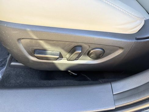 Certified 2025 MAZDA CX-30 AWD 2.5 S w/ Preferred Package image 29