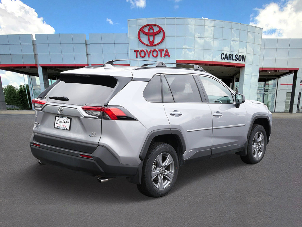 Certified 2025 Toyota RAV4 LE AWD/4WD image 5