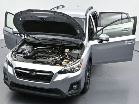 Used 2020 Subaru Crosstrek 2.0i Premium AWD/4WD image 39