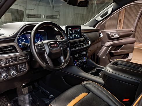 Used 2024 GMC Yukon AT4 w/ AT4 Premium Plus Package image 15