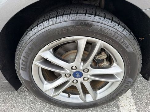 Used 2015 Ford Fusion Energi Titanium w/ Driver Assist Package FWD image 19