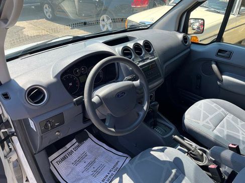 Used 2013 Ford Transit Connect XL FWD image 9