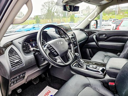 Used 2024 INFINITI QX80 Luxe image 9