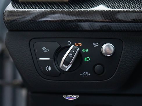 Used 2018 Audi SQ5 Prestige w/ Prestige Package image 42