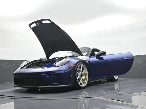 Used 2026 Porsche 911 GT3 RWD image 27