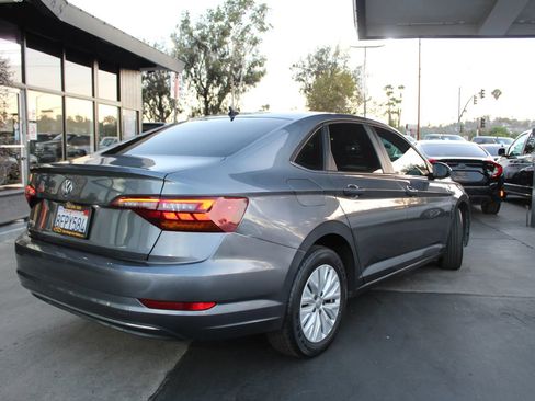 Used 2019 Volkswagen Jetta S FWD image 5