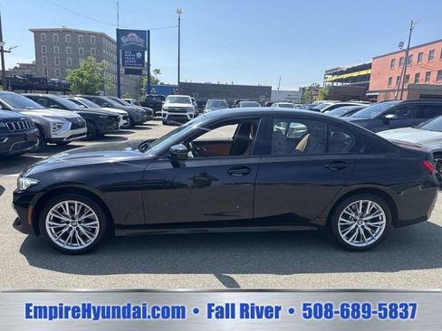 Used 2023 BMW 330i xDrive Sedan w/ Driving Assistance Package AWD/4WD image 10