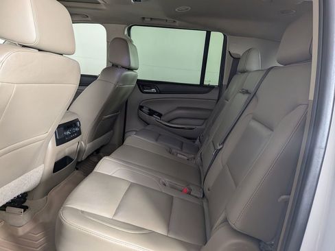 Used 2019 GMC Yukon XL SLT w/ Open Road Package image 31