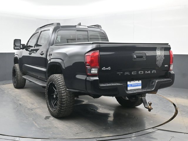 Used 2021 Toyota Tacoma SR AWD/4WD image 7