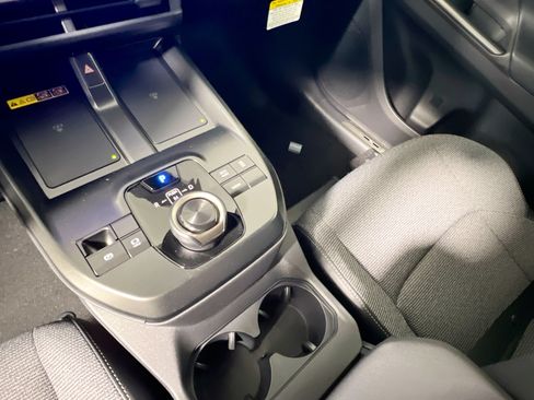 New 2026 Toyota bZ FWD image 25