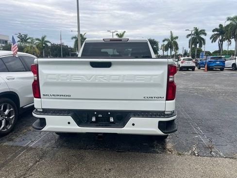 Used 2022 Chevrolet Silverado 1500 Custom RWD image 12