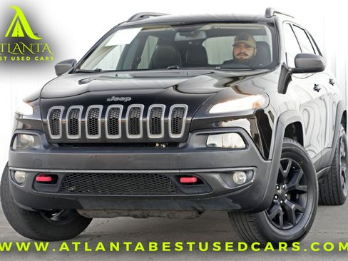 Used 2017 Jeep Cherokee Trailhawk w/ Cold Weather Group image 1