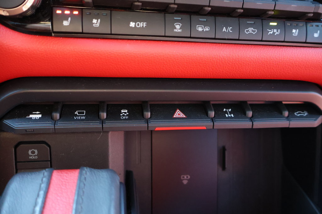 Used 2025 Toyota Tundra TRD Pro AWD/4WD image 30