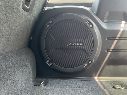 Used 2022 Jeep Wrangler Unlimited Sahara w/ Cold Weather Group image 33