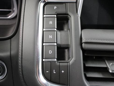 Used 2024 Chevrolet Tahoe Z71 image 62