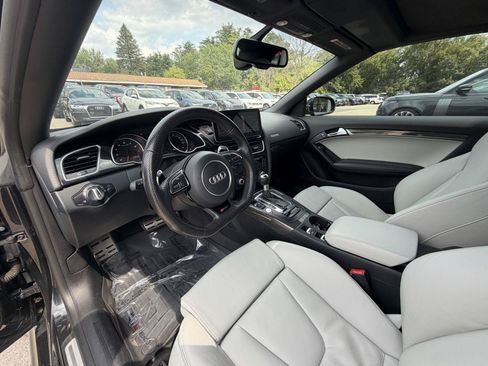 Used 2014 Audi RS 5 Cabriolet w/ Black Optic Package AWD/4WD image 23