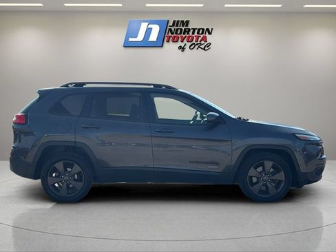 Used 2016 Jeep Cherokee 75th Anniversary FWD image 4