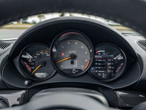 Used 2023 Porsche 718 Cayman GT4 image 22