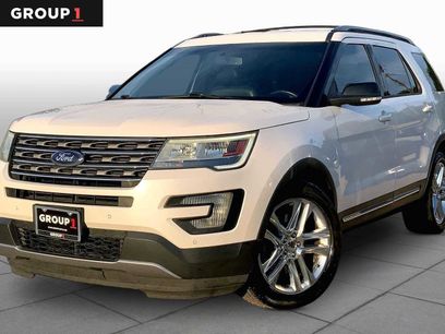 Used 2017 Ford Explorer XLT w/ Equipment Group 202A