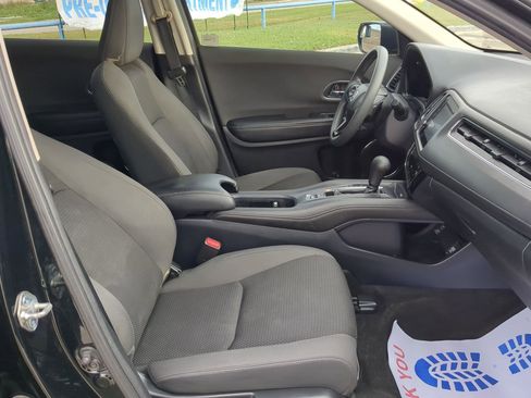 Used 2020 Honda HR-V EX image 30