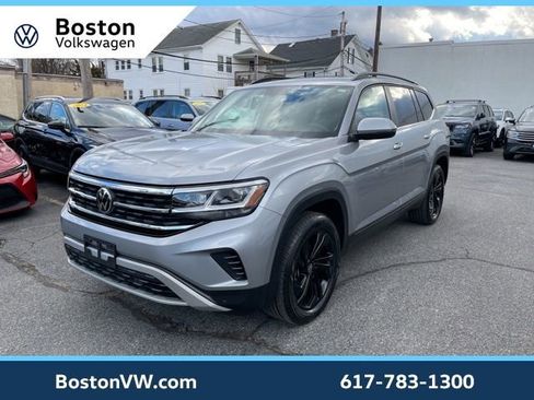 Used 2023 Volkswagen Atlas SE image 1