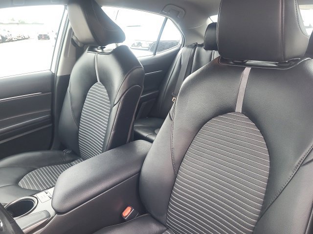 Used 2024 Toyota Camry SE FWD image 7