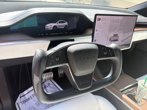 Used 2022 Tesla Model X AWD/4WD image 8