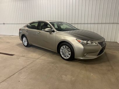 Used 2015 Lexus ES 350 w/ Luxury Package