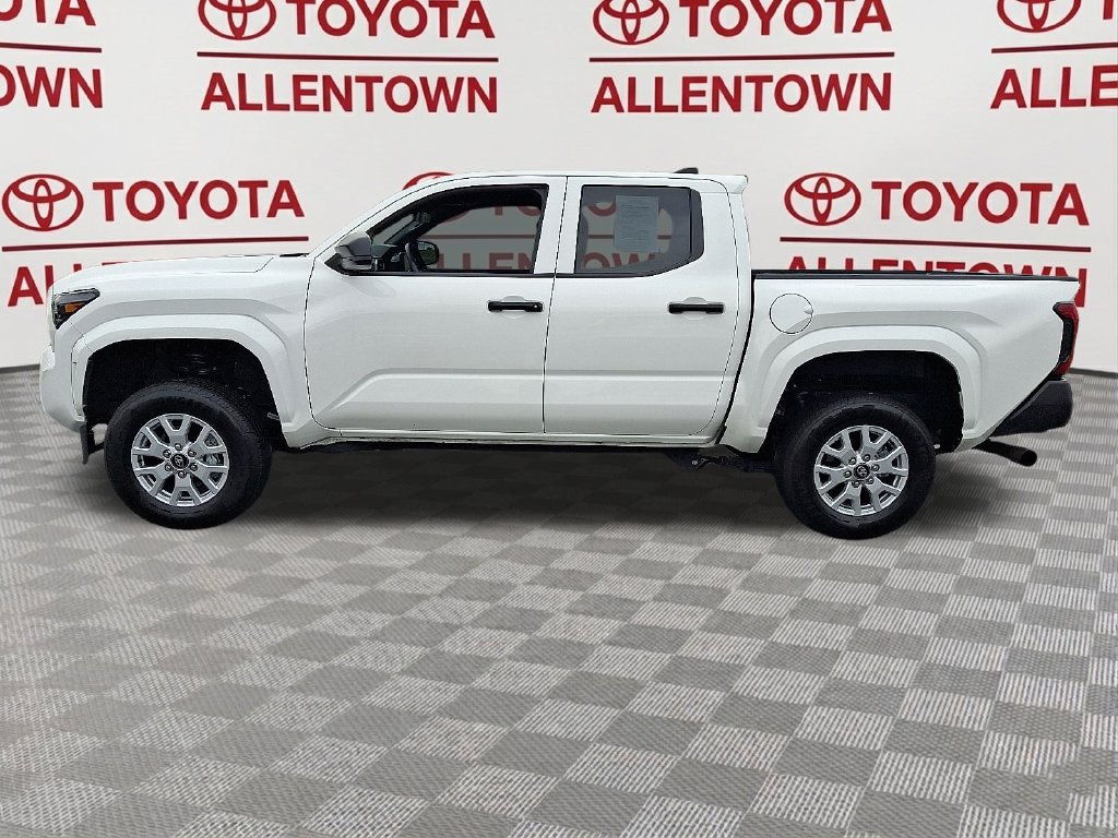 Used 2026 Toyota Tacoma SR RWD image 4
